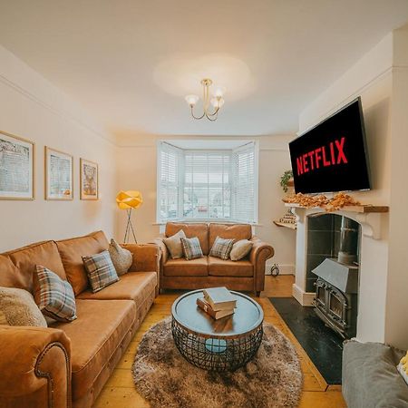Cotswolds- Homely 2 Bed House With Garden, Wifi - Esho Stays Cirencester Extérieur photo